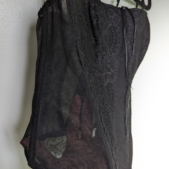 Black lace corset size xs-s - Picture 3 of 10